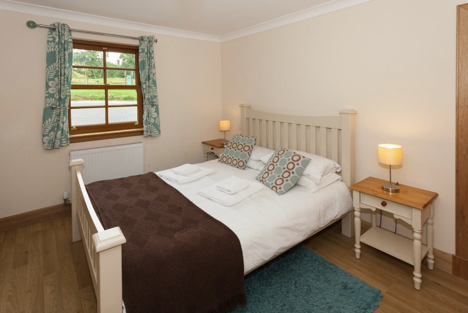 Book a stay at Williamscraig - Appletree Cottage