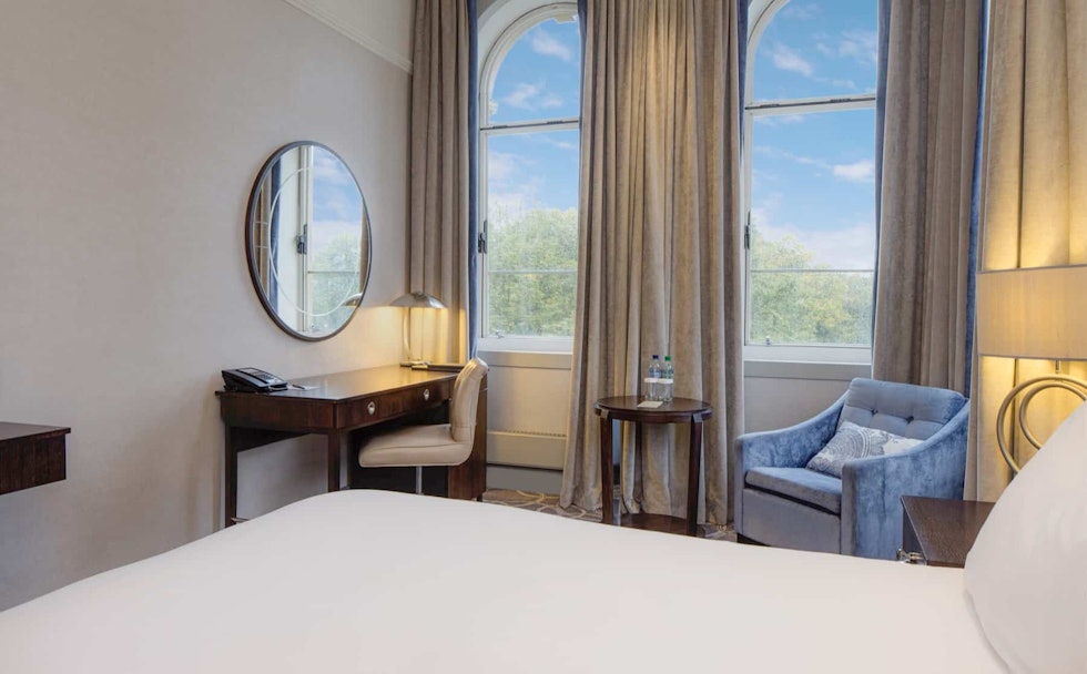 Book a stay at Glasgow Grosvenor Hotel