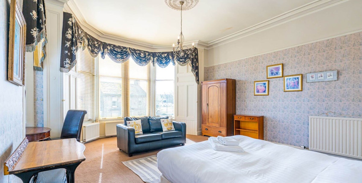 Book a stay at Royal Gardens Apartments