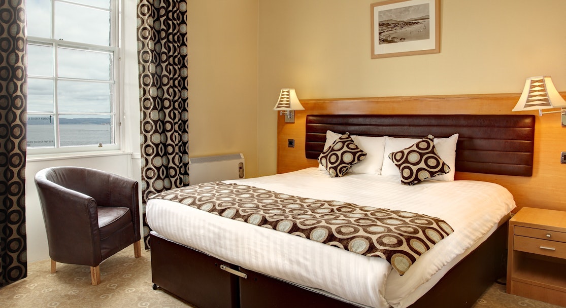 Book a stay at Argyll Hotel